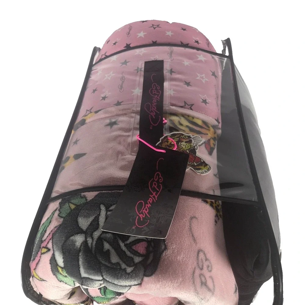 Ed Hardy Queen Comforter Set 4 Piece Pink Tiger Skull Rose Plush Bedding New